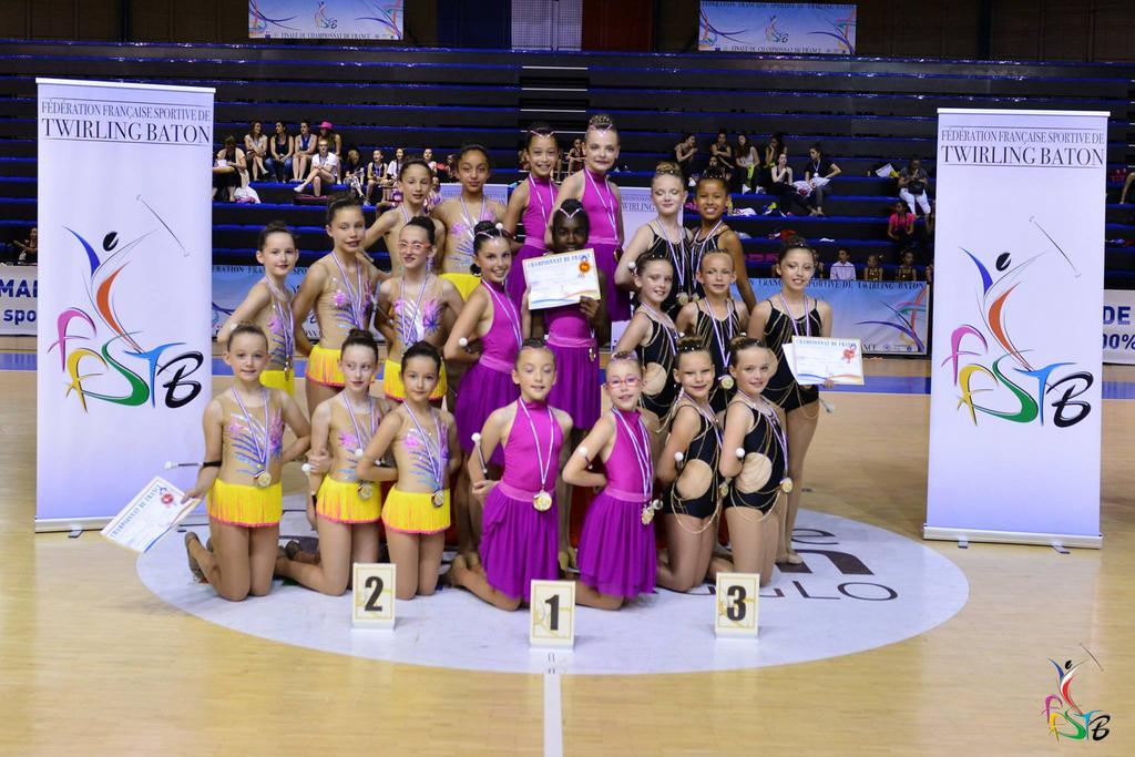 Photo 014 - Club de Twirling baton de L'oison